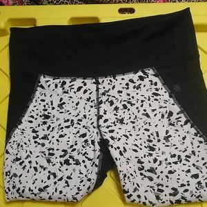 Athleta dalmation print tights 7/8